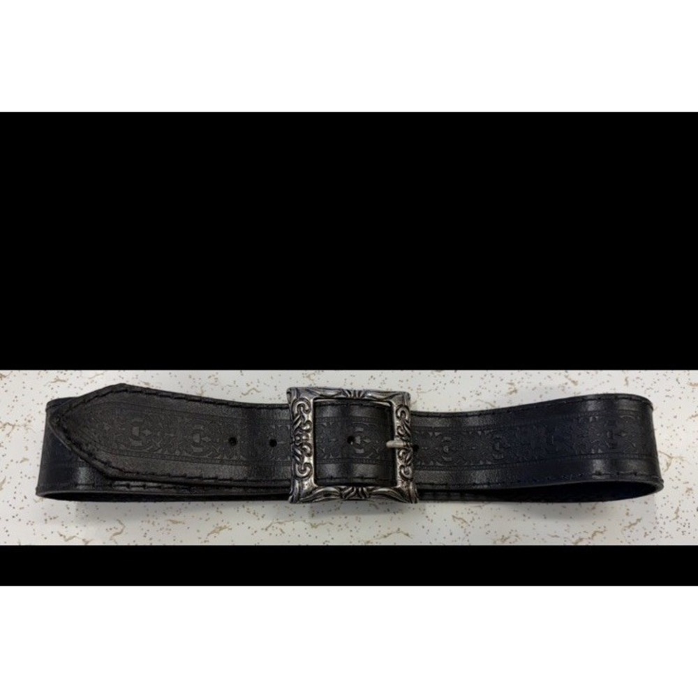 Belt Shak Men's Black Leather‎ Belt Silver Buckle Canada Medium Med